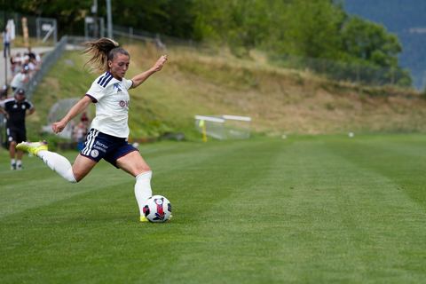 Crans-Montana, Switzerland - July 25: Chaney Amanda (22 SFCCF) during the AXA Women's Super League match between Servette FC Chenois Feminin and FC Sion Feminin at Stade du Christ-Roi on July 25, 2026 in Crans-Montana, Switzerland.