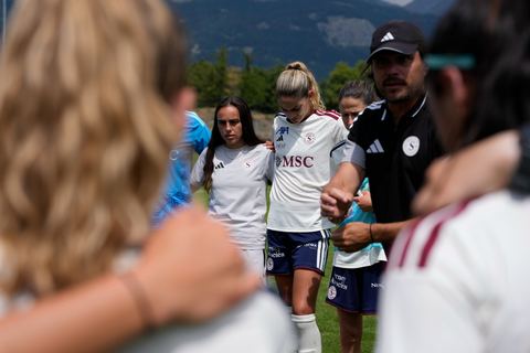 Crans-Montana, Switzerland - July 25: Headcoach and the Team after the game the AXA Women's Super League match between Servette FC Chenois Feminin and FC Sion Feminin at Stade du Christ-Roi on July 25, 2026 in Crans-Montana, Switzerland.